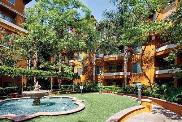 Hotel Oakwood At Palazzo East à Los Angeles Extérieur photo